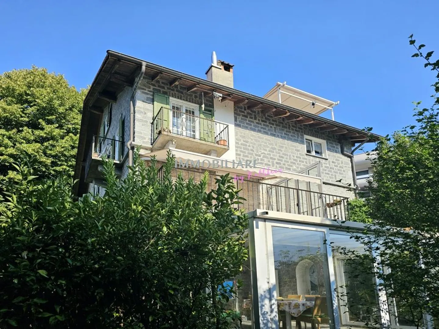 Charmante maison tessinoise avec jardin, calme + central près du lac et de la gare - Photo 3 sur 18