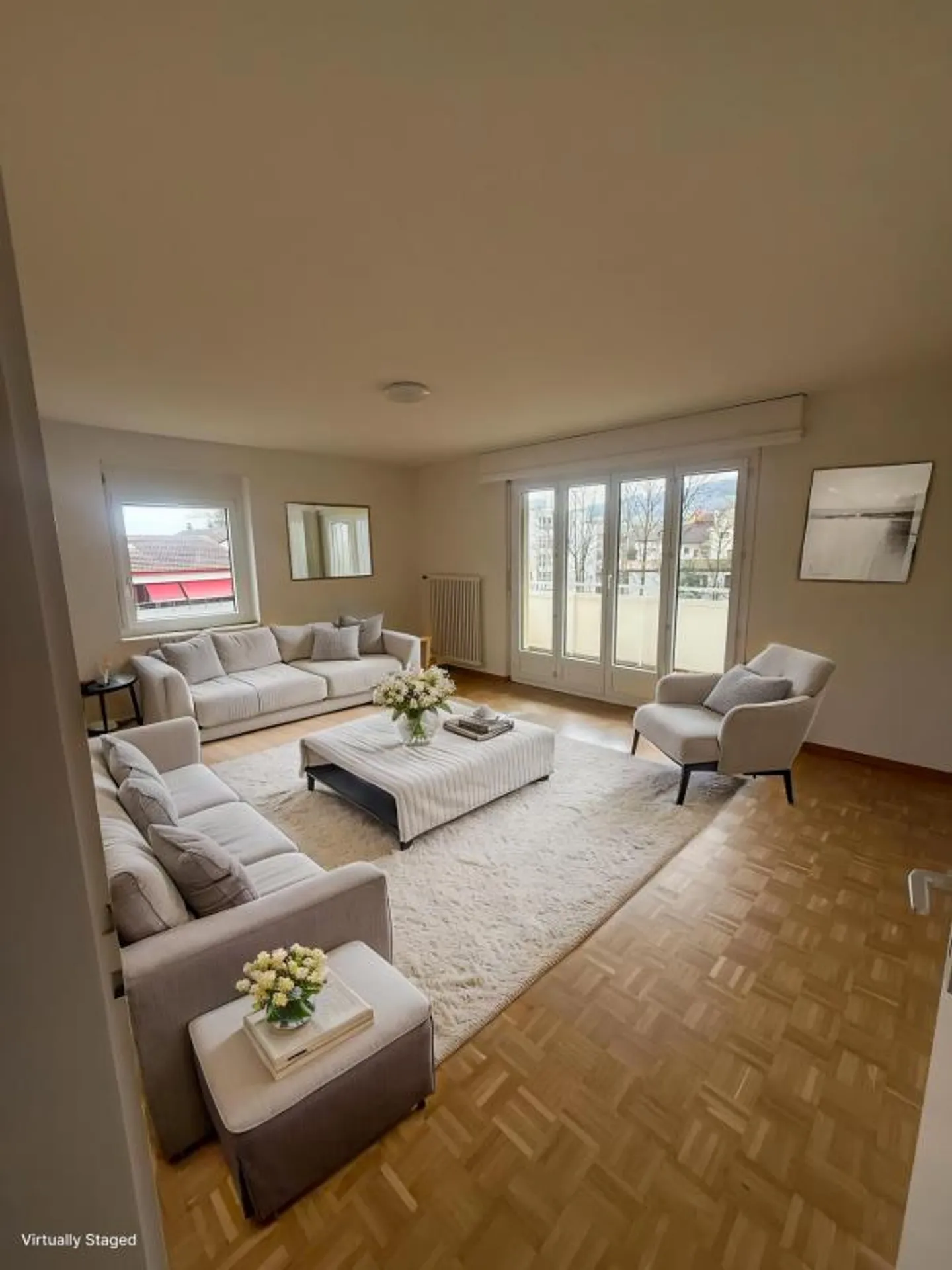 Un appartement au bord du lac confortable vous attend! - Photo 1 sur 8