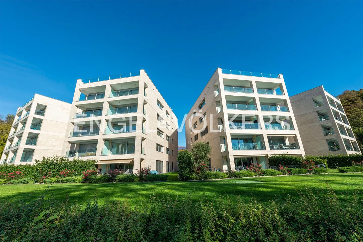 Residenza prestigiosa direttamente sul lago - Foto 7 di 9