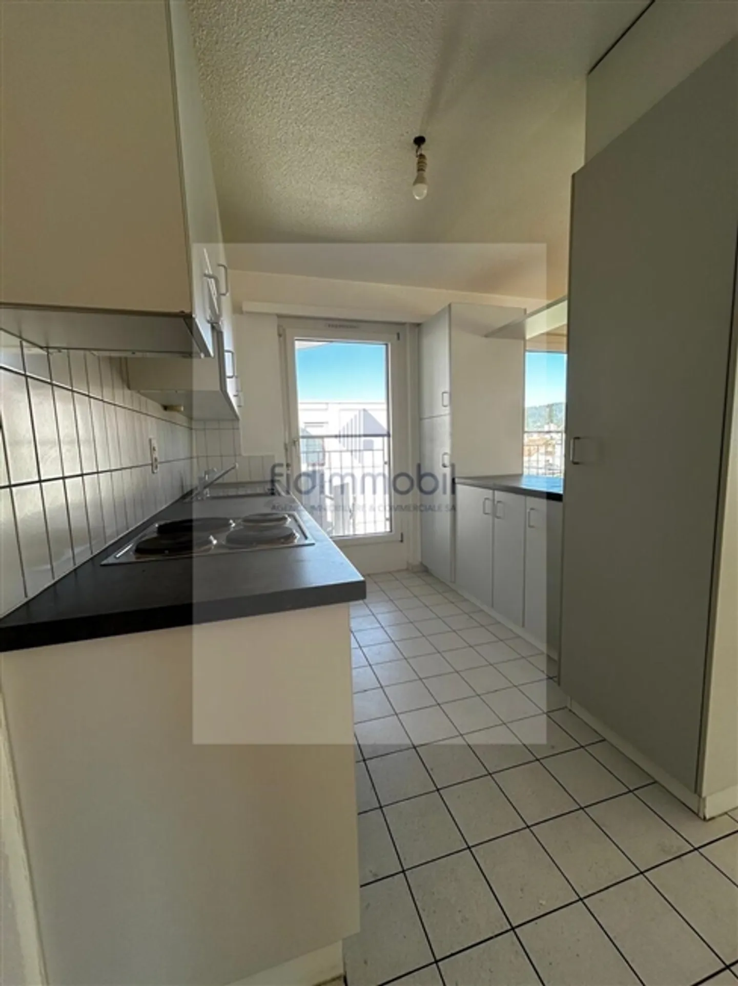 4.5 Room Apartment 83 m2, View, Fitted Kitchen, Terrace - Photo 3 of 13