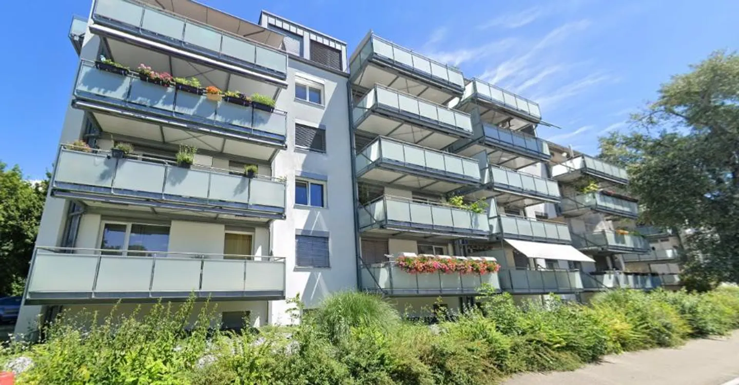 Cozy apartment near the border crossing - I am renting this! - Photo 1 of 6