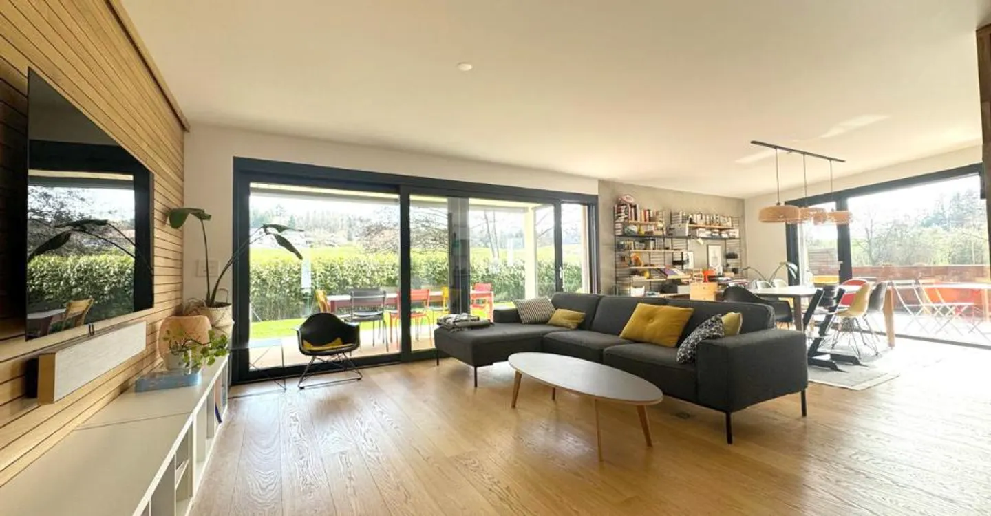 Städtische Villa in Corminboeuf - Foto 3 von 7