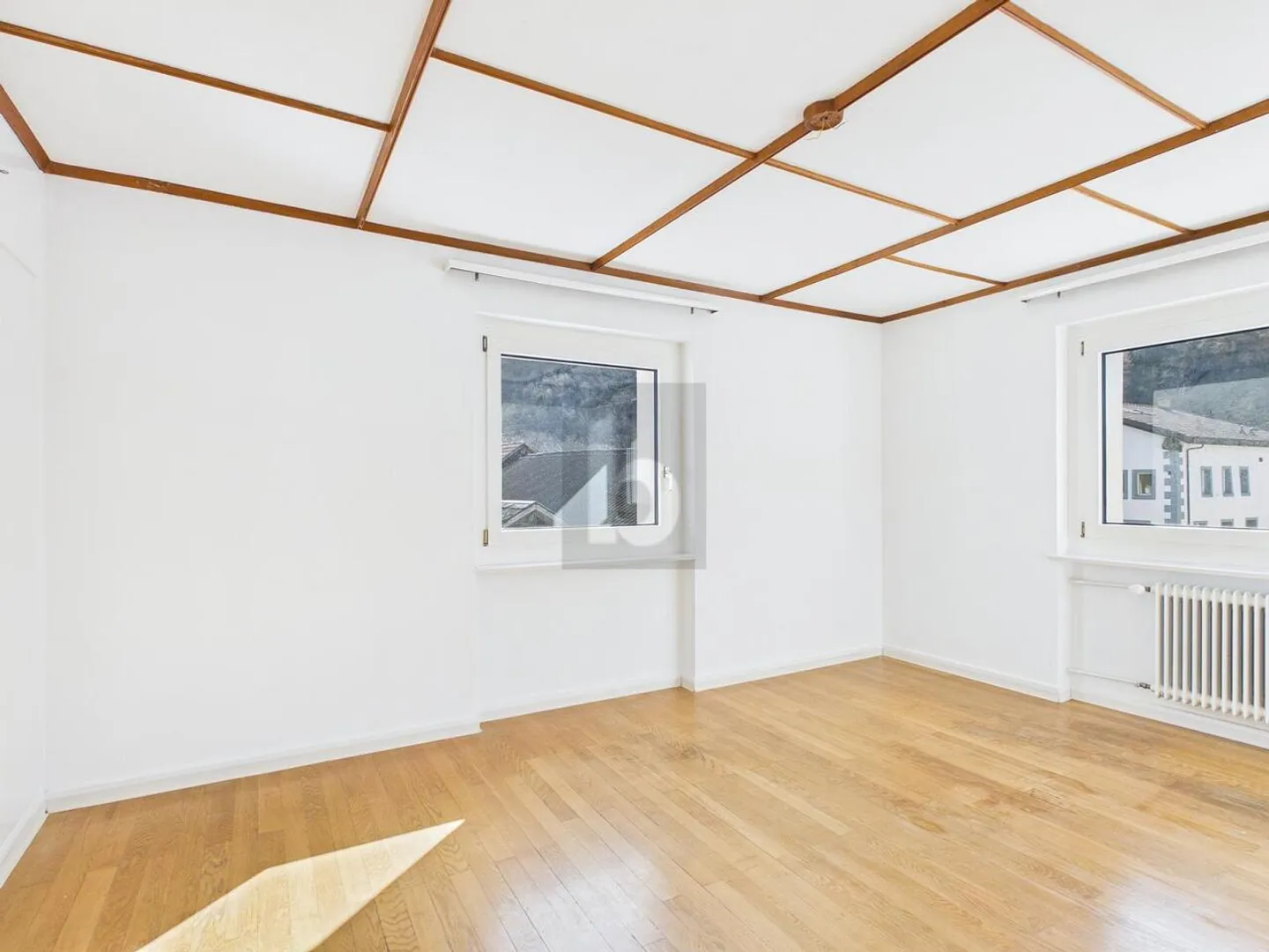 Geräumige Wohnung mit Balkon - Foto 2 von 6