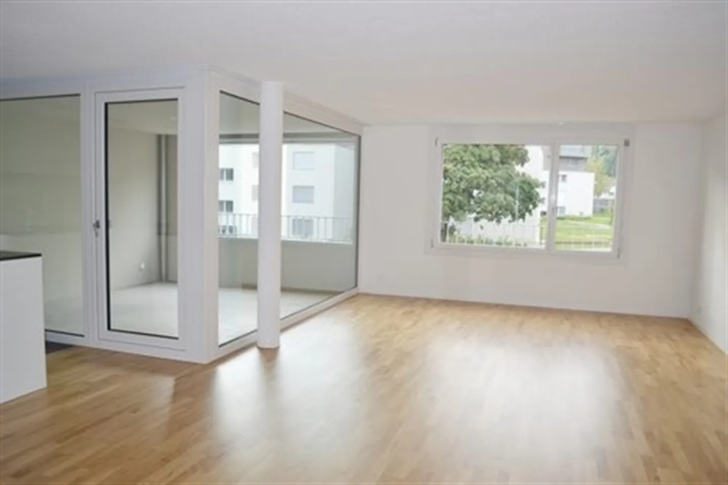 Topmoderne 3.5-Zimmerwohnung - Foto 2 von 8