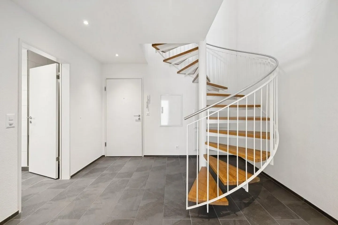Your new home for the whole family: Move in and feel good! - Photo 4 of 10