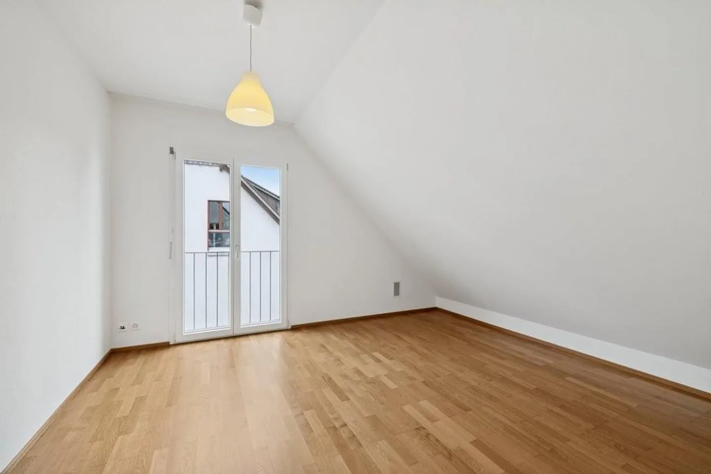 Your new home for the whole family: Move in and feel good! - Photo 8 of 10
