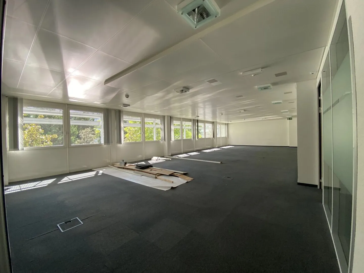 Superfici amministrative a Charmilles - Foto 9 di 13