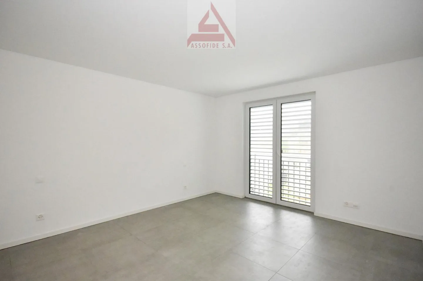 Appartamento di 2.5 locali - Foto 2 von 5