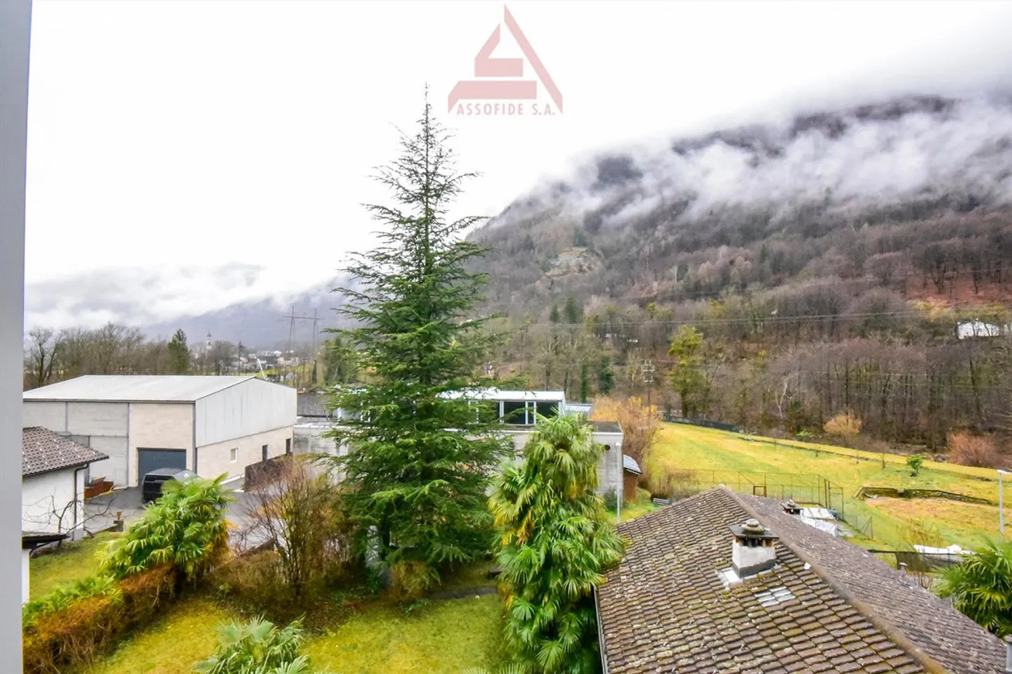 Appartamento di 2.5 locali - Foto 3 von 5