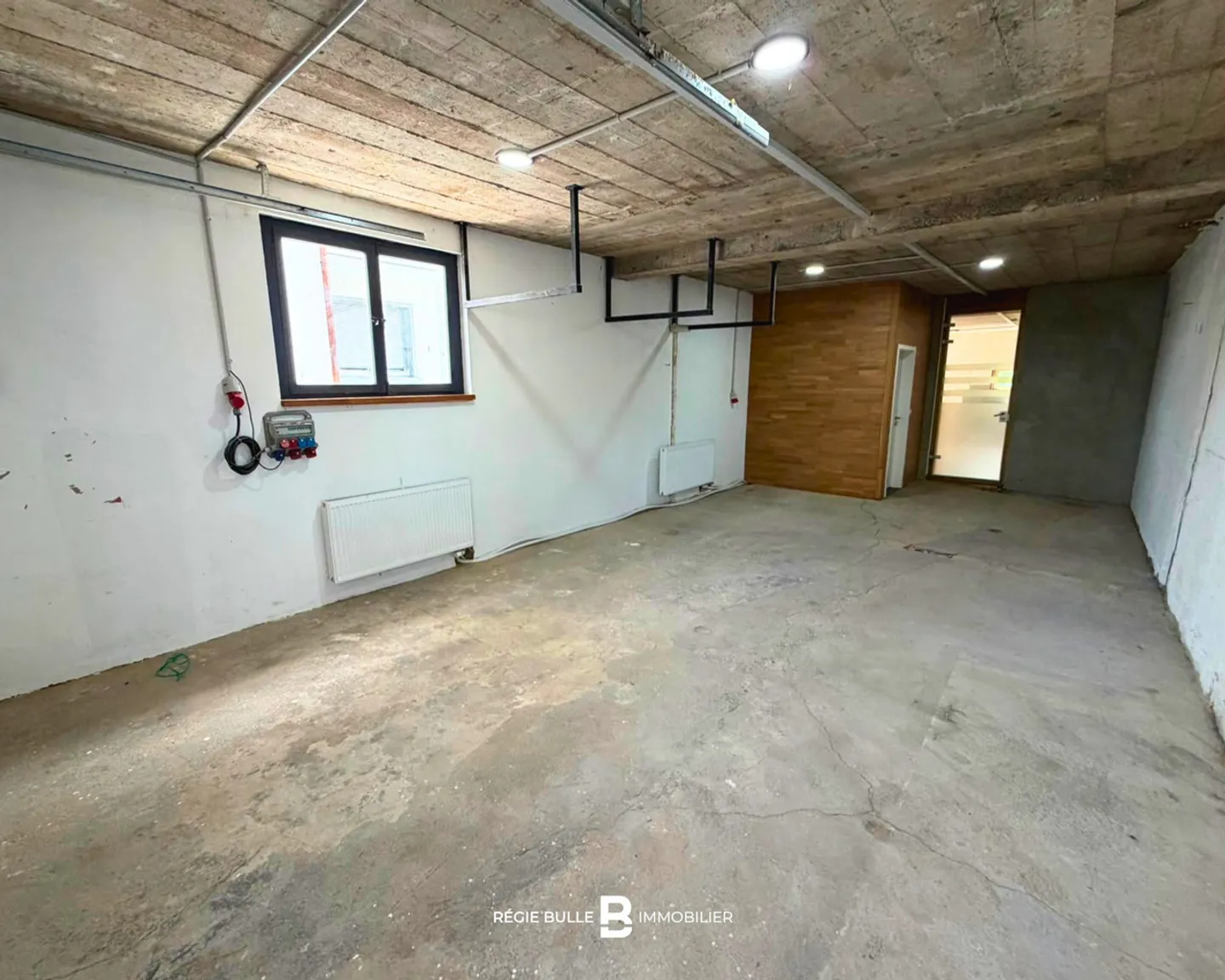 Espace Commercial Polyvalent - Photo 4 sur 8