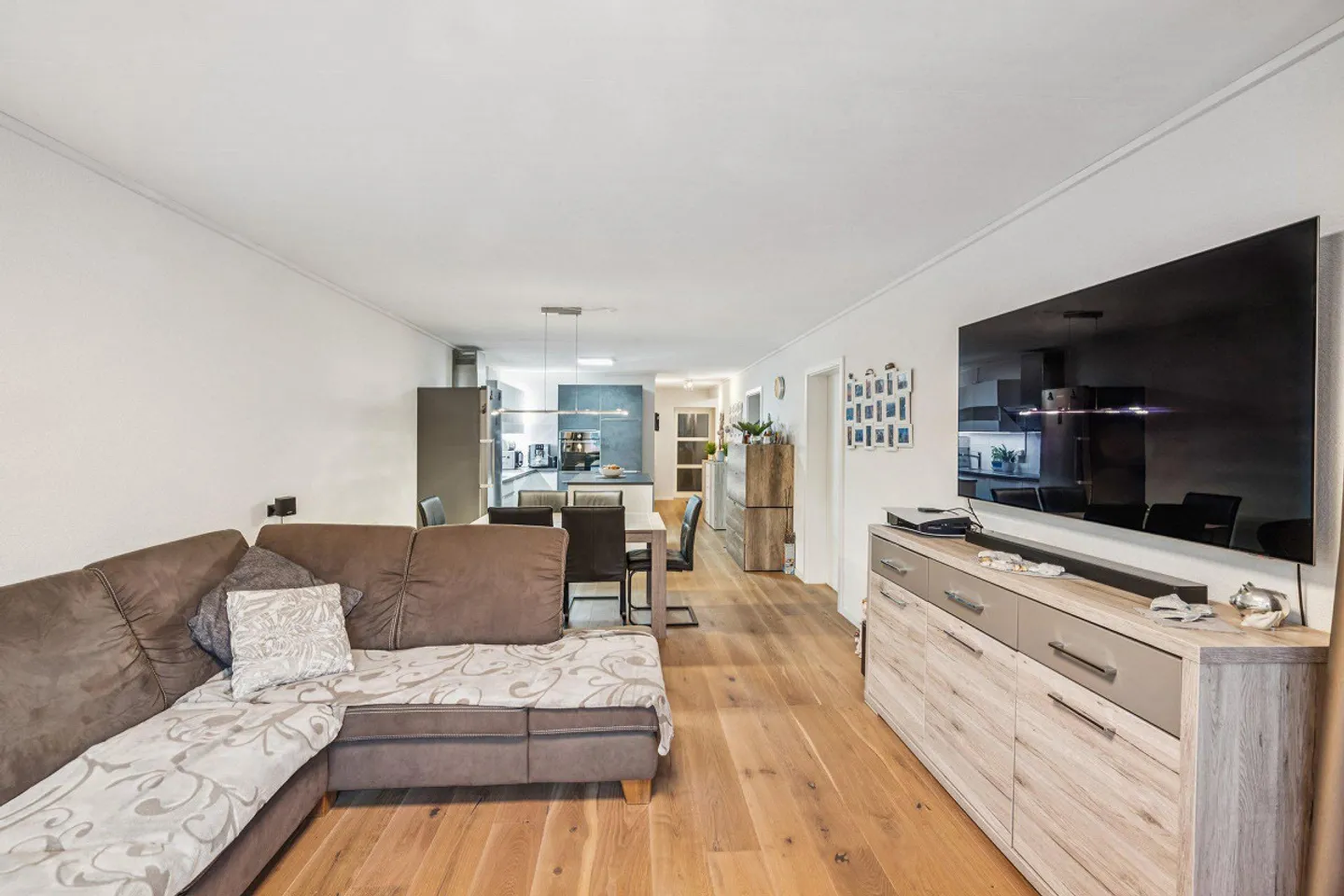 Arrive and feel at home - Photo 1 of 15