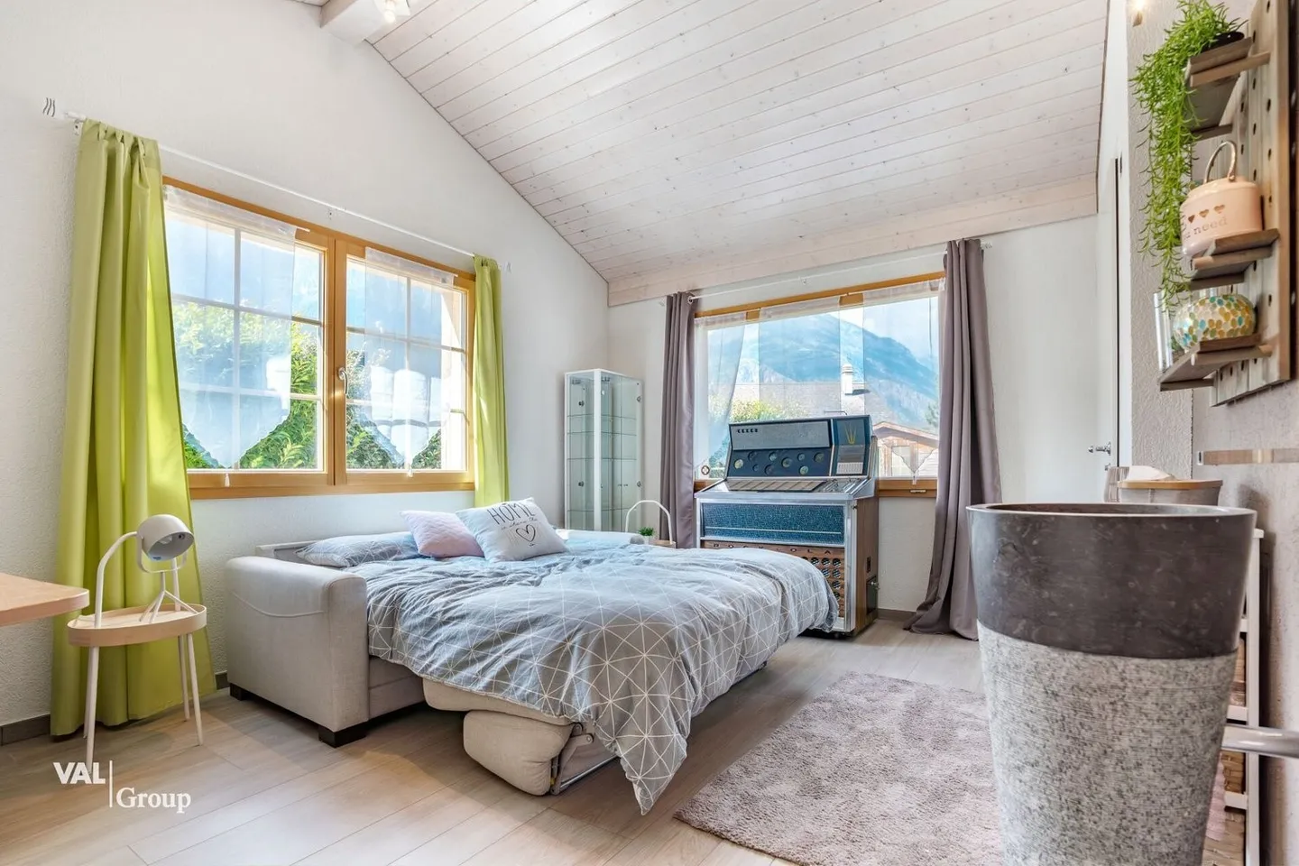 Magnifique villa dans un quartier calme avec grand jardin et jacuzzi - Photo 6 of 13