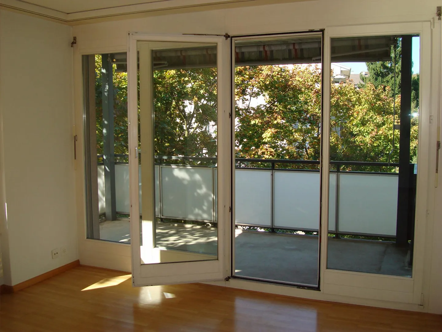 Appartamento di 4,5 stanze al 3° piano - Foto 3 di 10