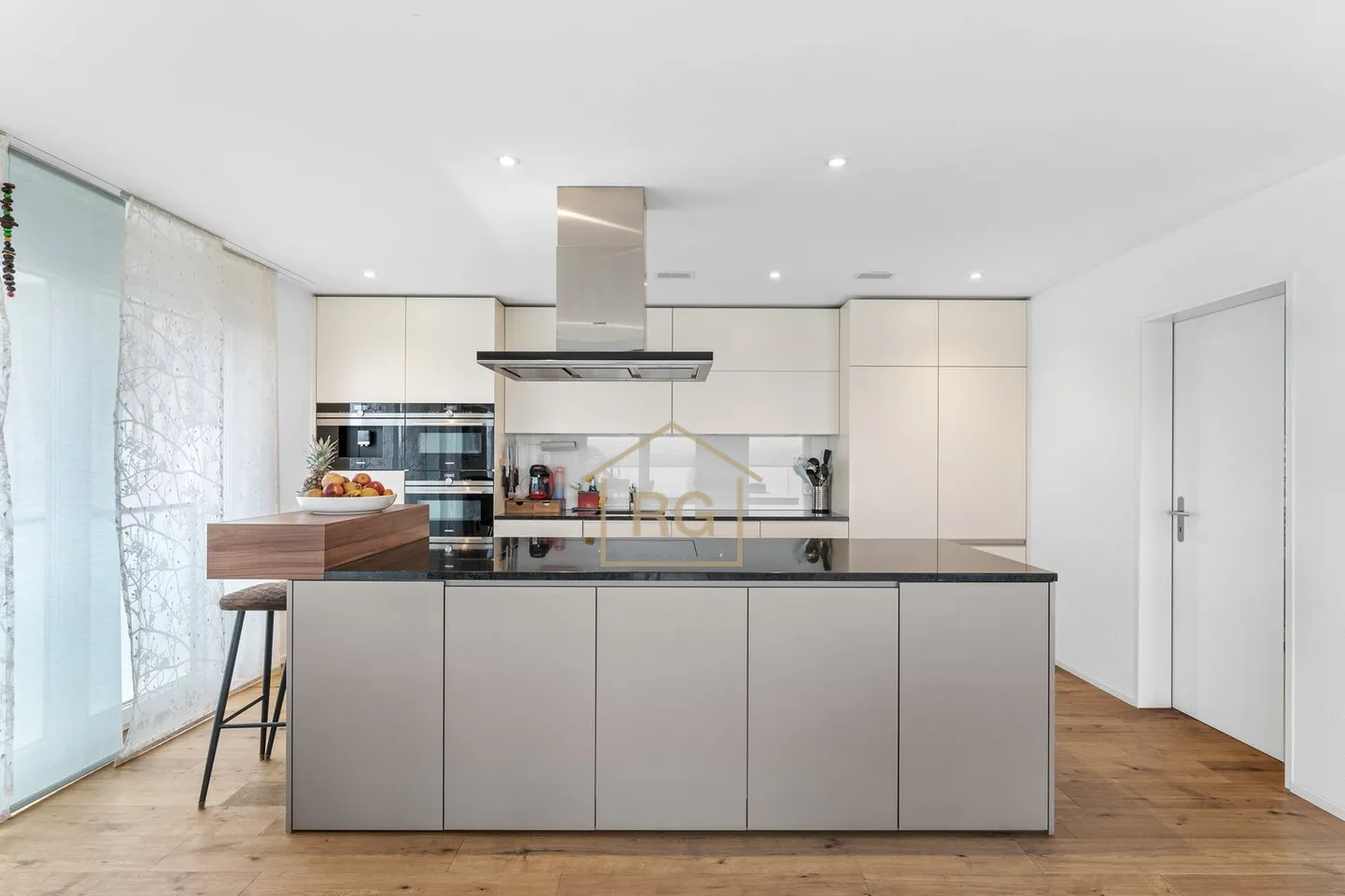 Appartement moderne de 4,5 pièces avec terrasse à Triengen - Photo 9 sur 17