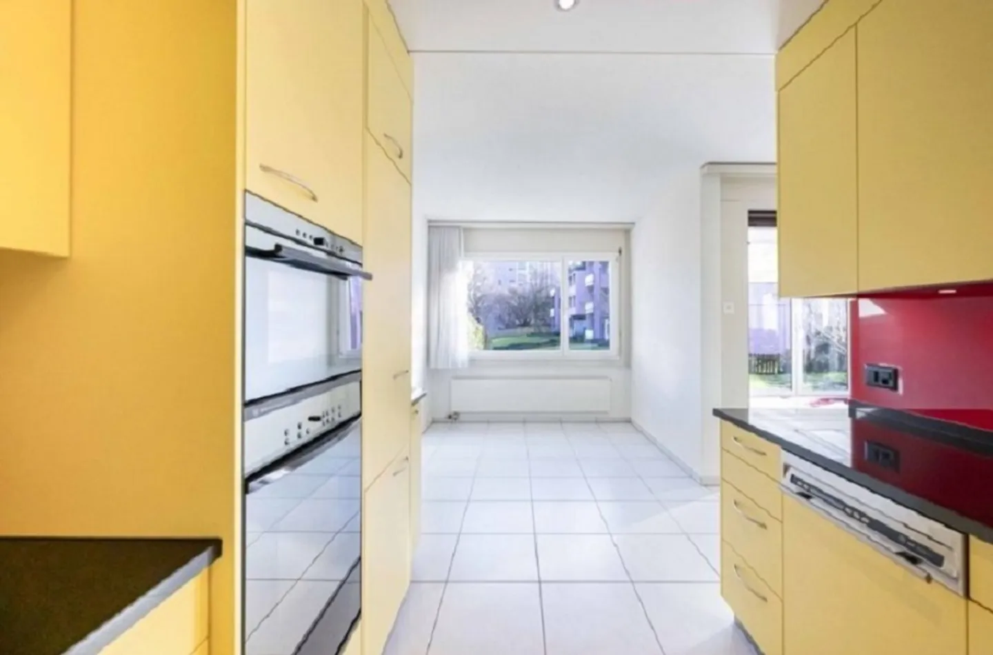 Apartment for rent - Photo 5 of 11