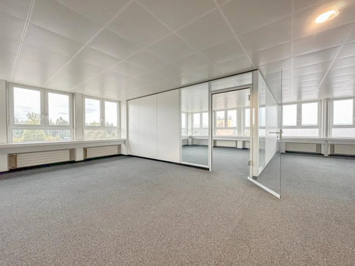Spazio ufficio vicino alla stazione di Glattbrugg - Foto 7 di 13