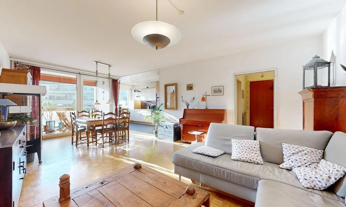 Appartement familial lumineux, 114 m², au cœur de la ville - Photo 2 sur 11