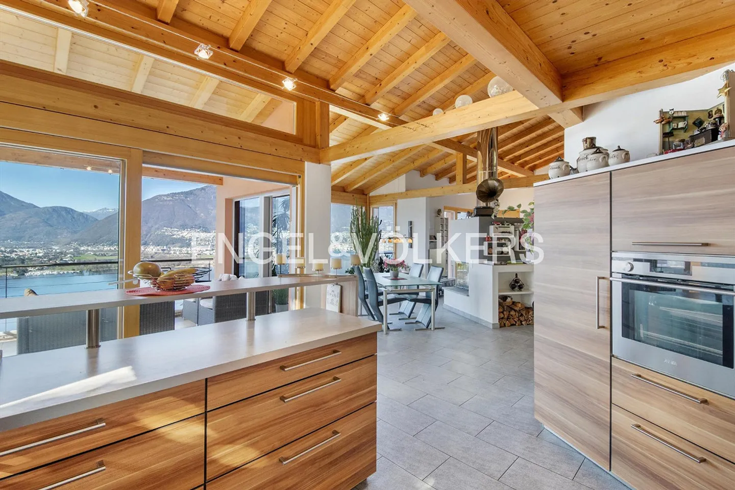 Casa vacanze luminosa con vista panoramica sul lago (4) - Foto 5 di 14