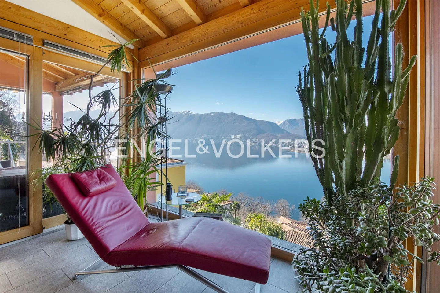 Casa vacanze luminosa con vista panoramica sul lago (4) - Foto 1 di 14