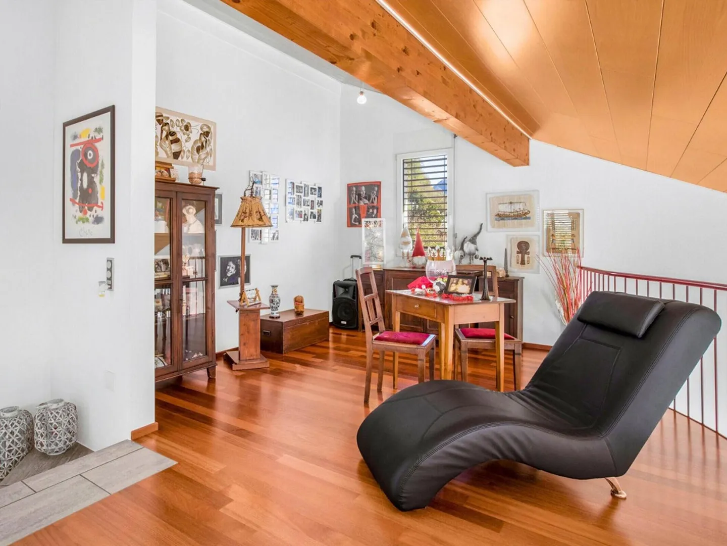 SINGLE FAMILY HOME - Photo 3 of 13