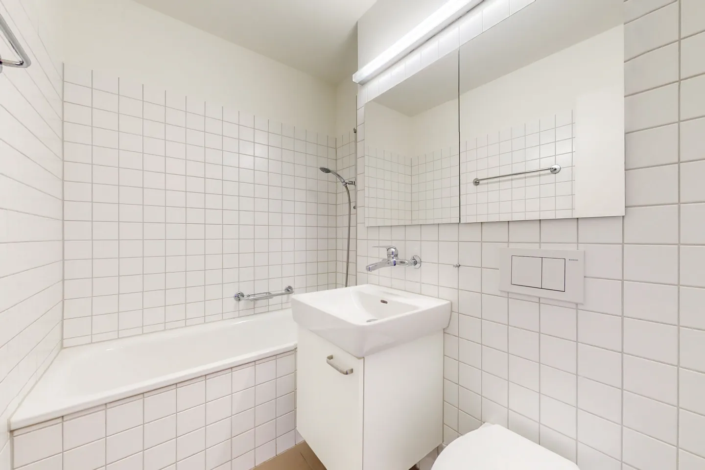 Apartment for rent - Photo 10 of 11