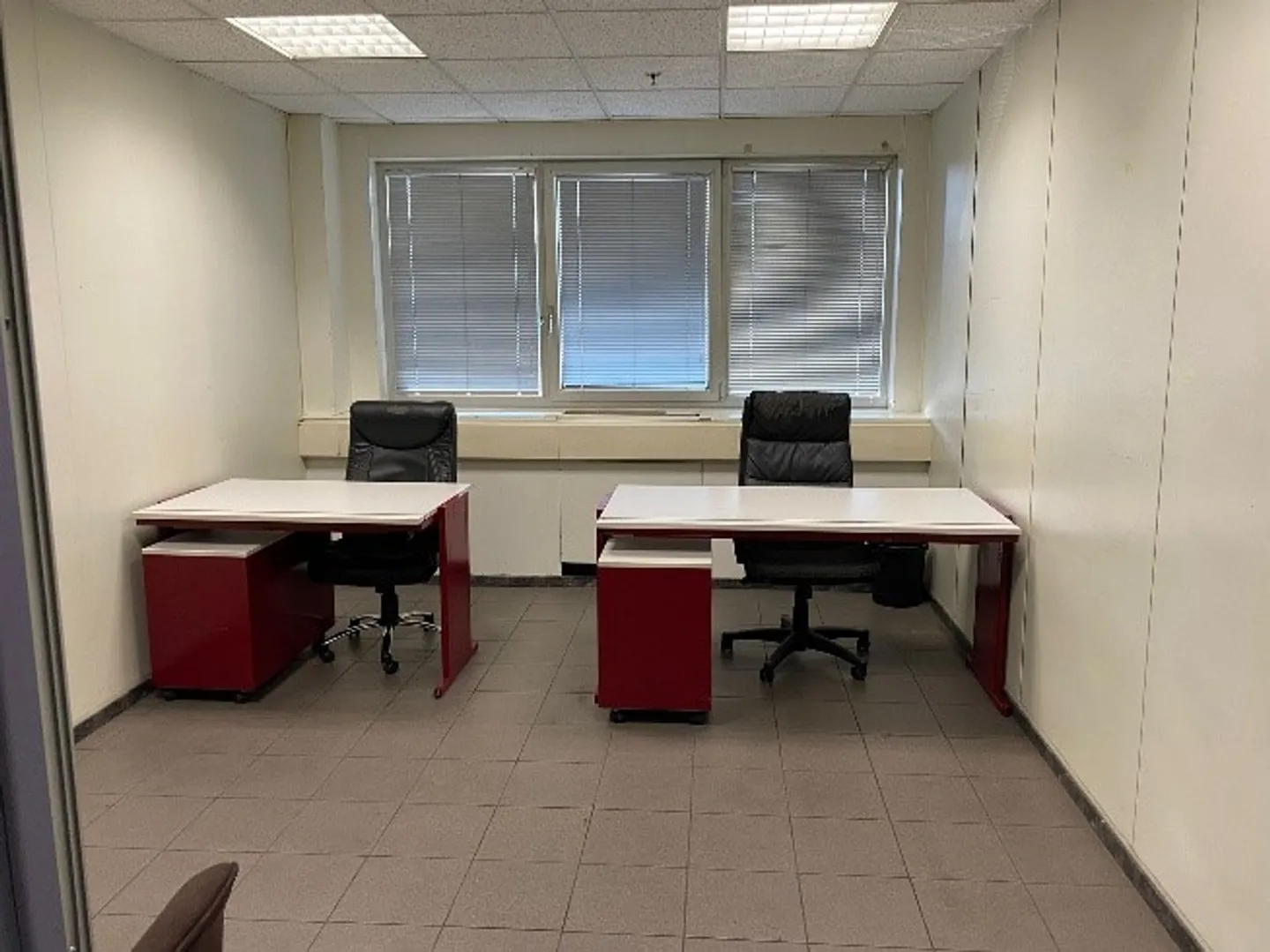 Bureau 1 pièce - Photo 1 sur 3