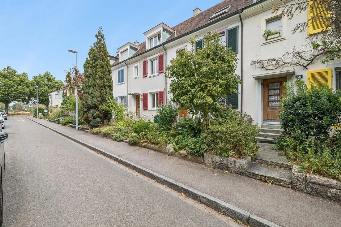 Row House in the Hirzbrunnen Quarter - Photo 1 of 17