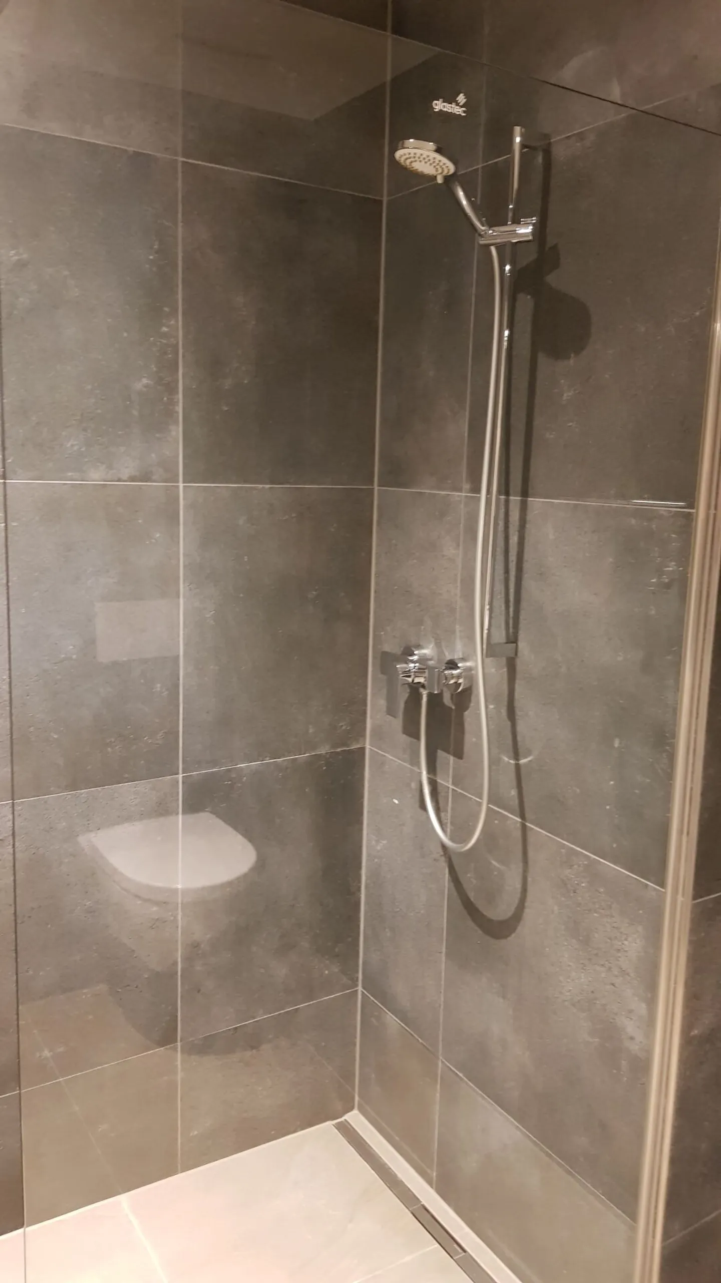 La tua nuova casa nel verde - appartamento di 2,5 stanze con comfort - Foto 9 di 10