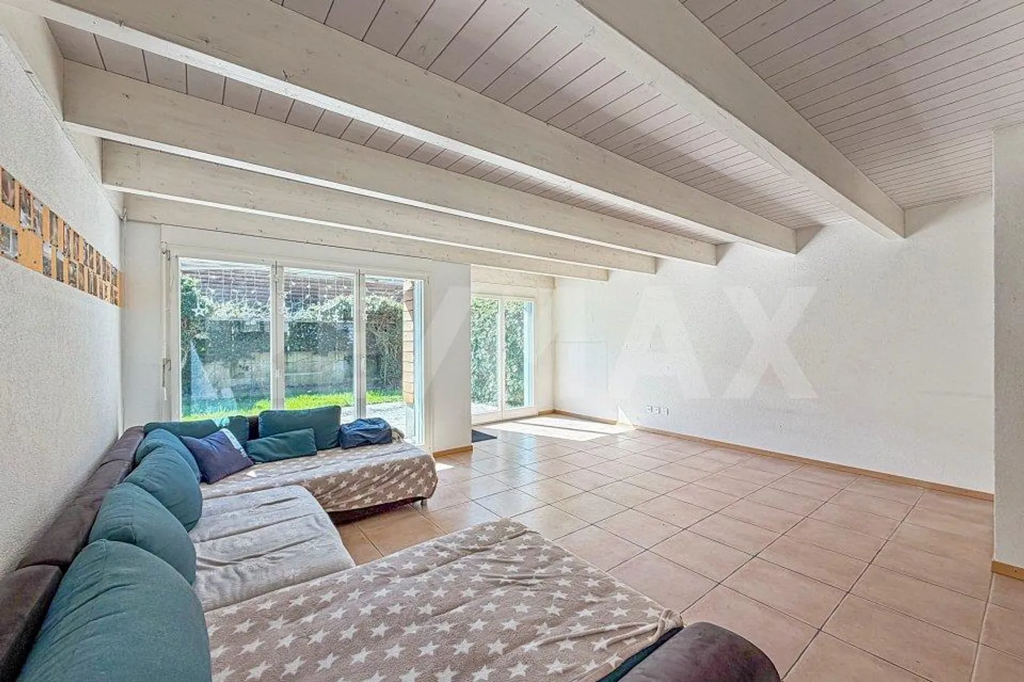 Maison familiale semi-détachée lumineuse de 5½ pièces à Kaufdorf - conviviale pour les familles... - Photo 2 sur 13