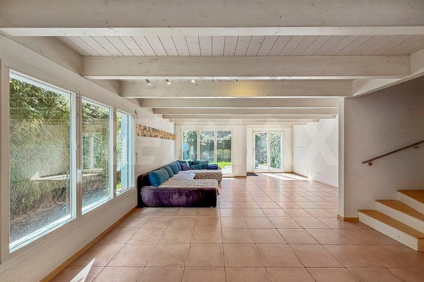 Maison familiale semi-détachée lumineuse de 5½ pièces à Kaufdorf - conviviale pour les familles... - Photo 5 sur 13