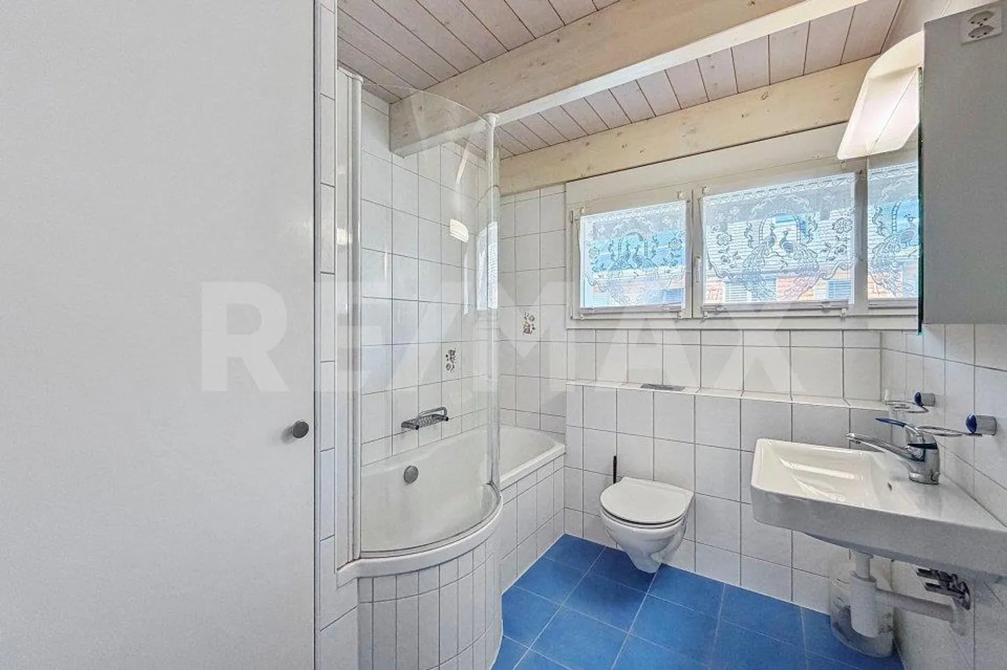 Maison familiale semi-détachée lumineuse de 5½ pièces à Kaufdorf - conviviale pour les familles... - Photo 8 sur 13