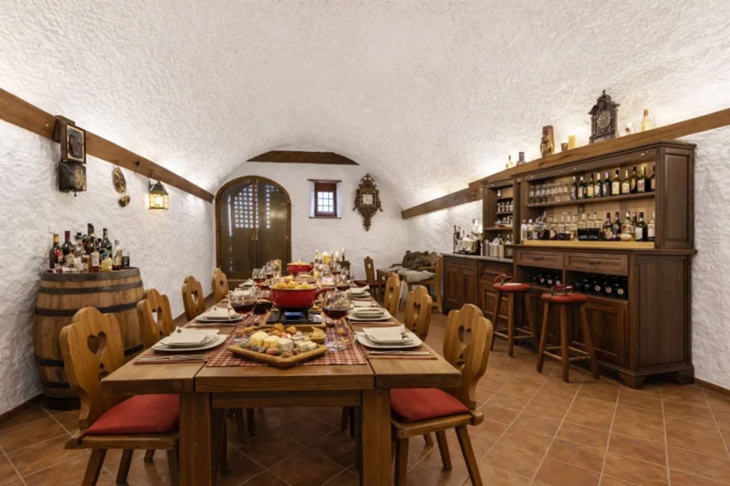 Characterful village house with roof balcony and very nice view - Photo 8 of 13