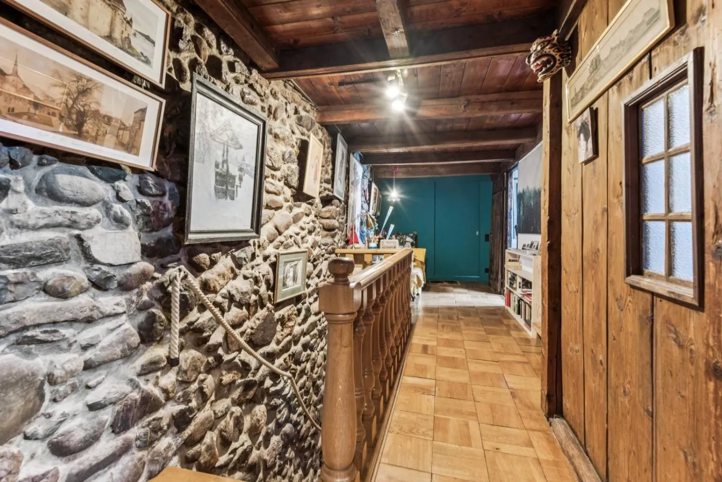 Characterful village house with roof balcony and very nice view - Photo 13 of 13