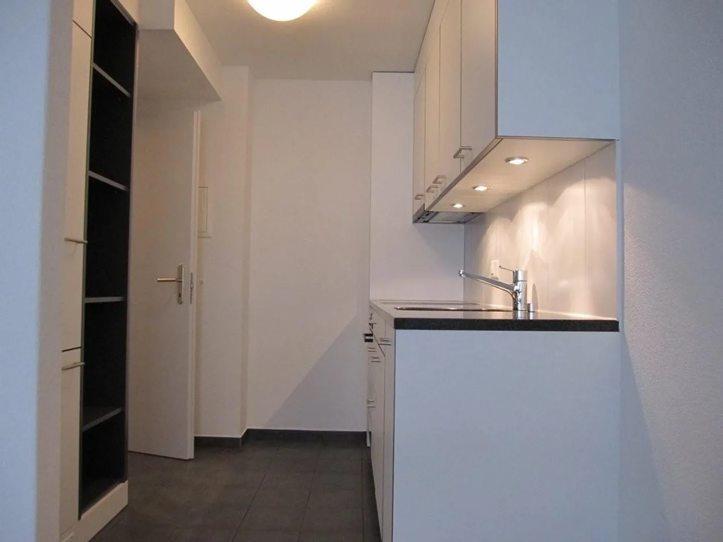 Länggasse - appartement moderne de 2,5 pièces avec 2 balcons - Photo 1 sur 6