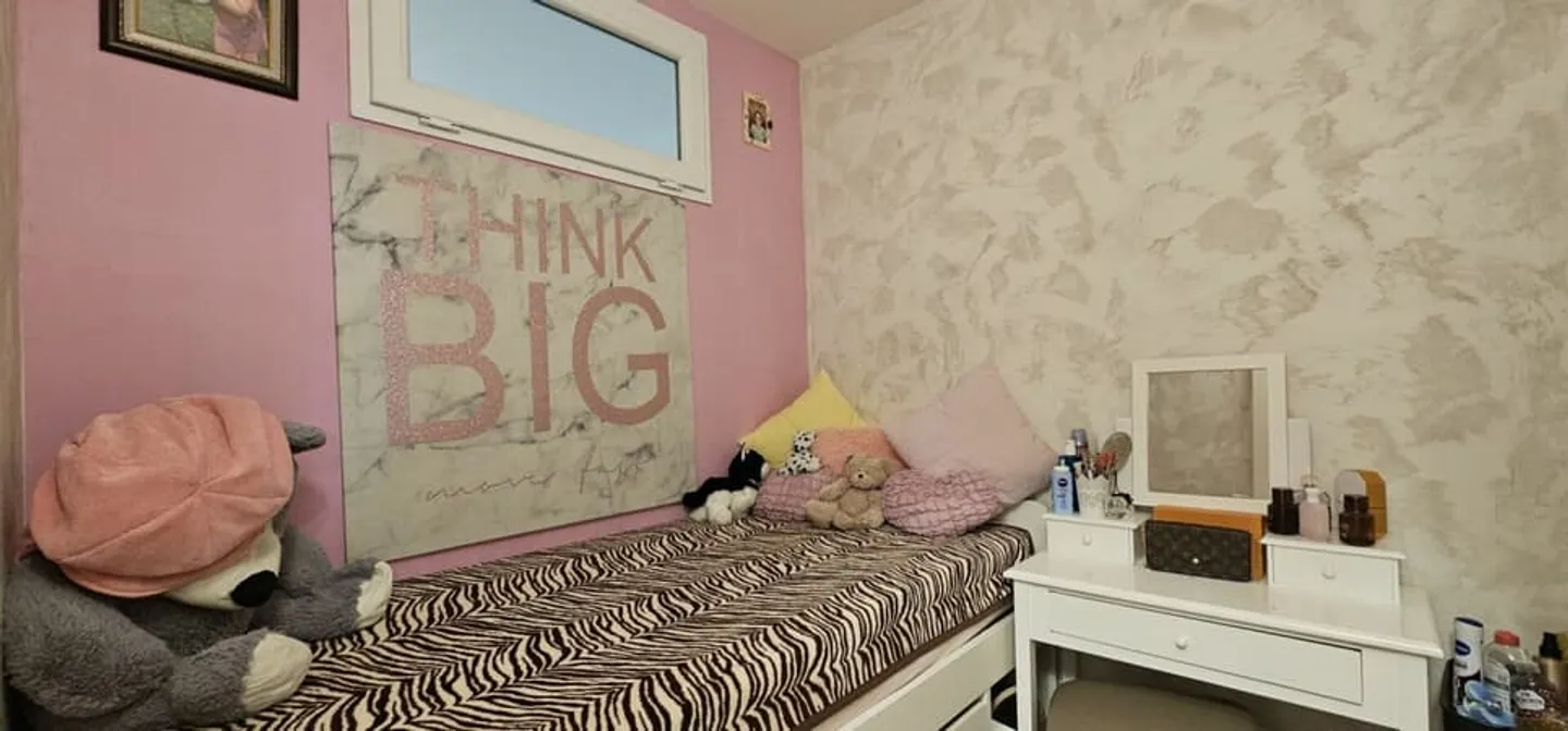 4.5 room apartment renovated - Photo 6 of 10