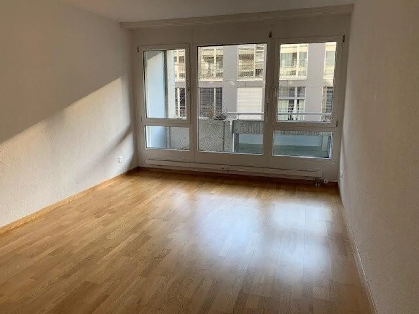 Länggasse - appartement moderne de 2,5 pièces avec 2 balcons - Photo 4 sur 6