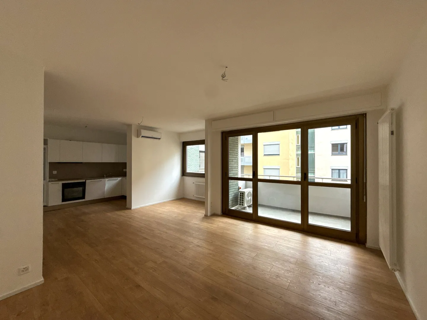 Appartement de 2,5 pièces rénové à Cassarate - Photo 5 sur 9