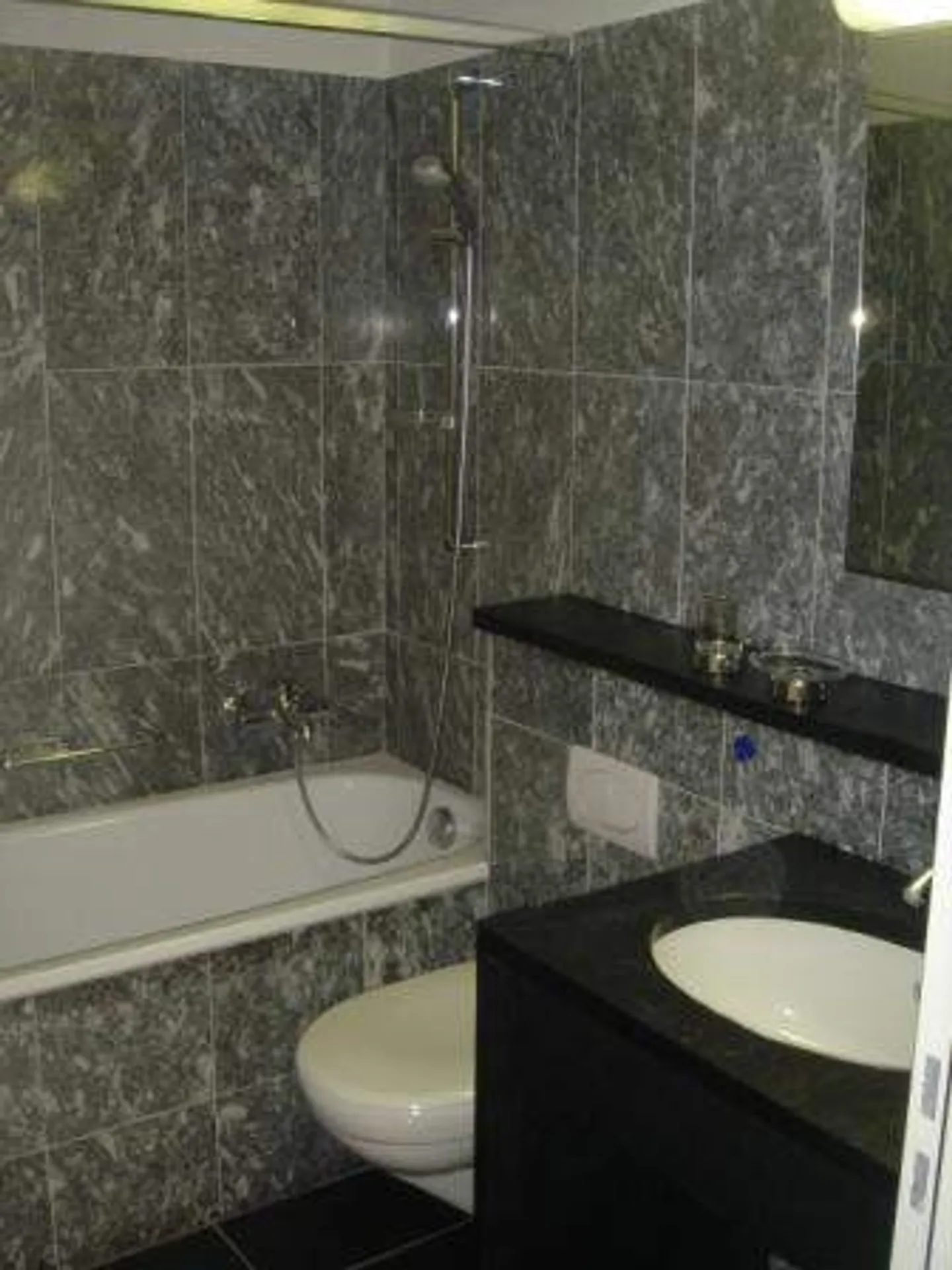 Maisonette penthouse de 5 1/2 pièces - Photo 8 sur 11