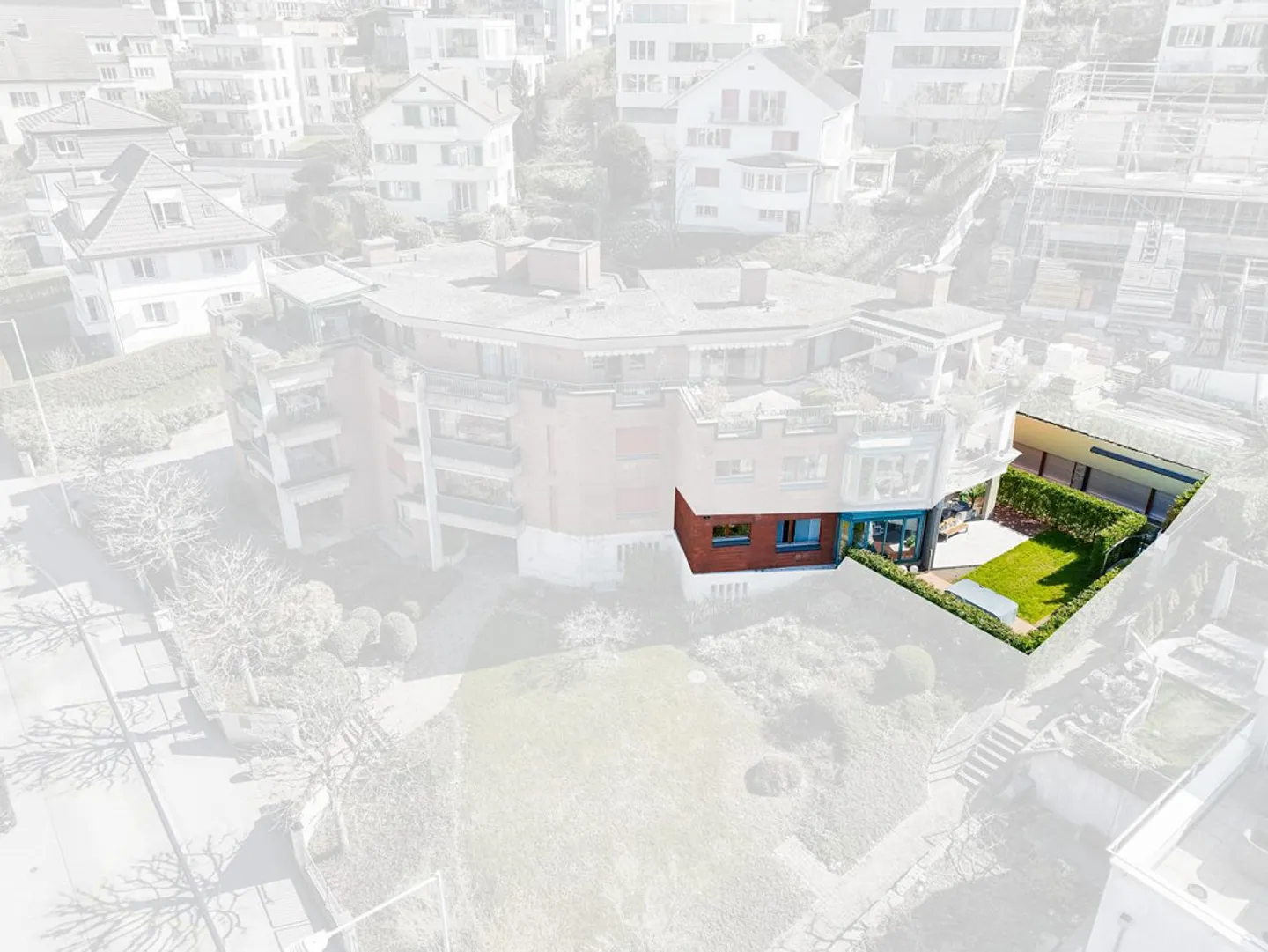 4.5 ROOM GROUND FLOOR APARTMENT WITH IN-LAW APARTMENT AND WELLNESS AREA - Photo 4 of 20