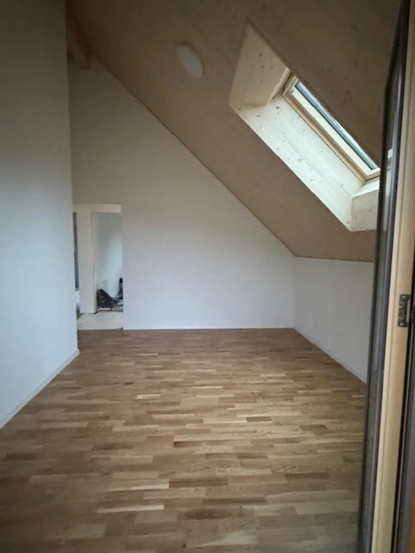 Casa unifamiliare 5.5 camere (Stöckli) accogliente e recentemente ristrutturata nel verde - Foto 10 di 12