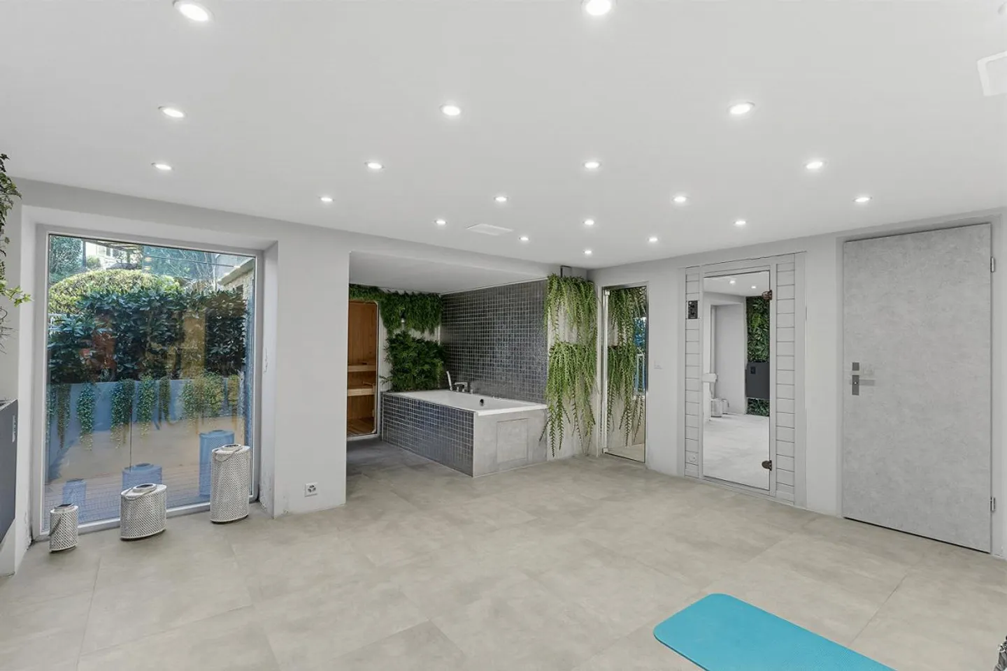 4.5 ROOM GROUND FLOOR APARTMENT WITH IN-LAW APARTMENT AND WELLNESS AREA - Photo 19 of 20