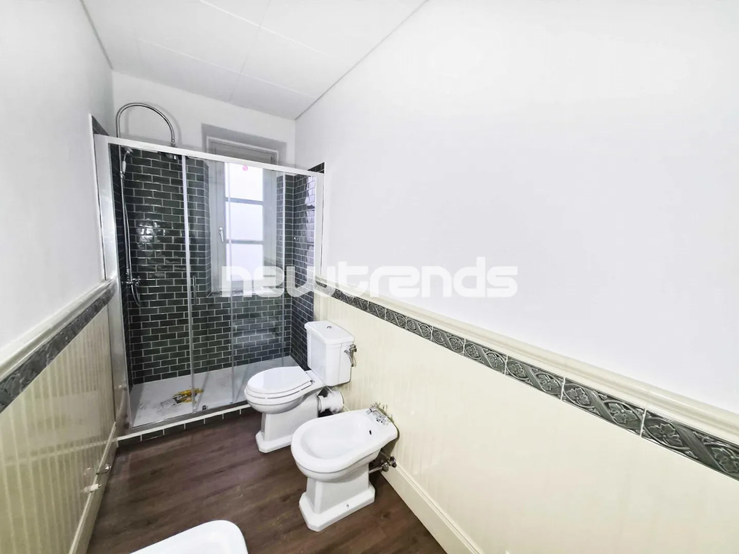 APPARTEMENT À LOUER RÉNOVÉ 4.5 PIÈCES - Photo 8 sur 14