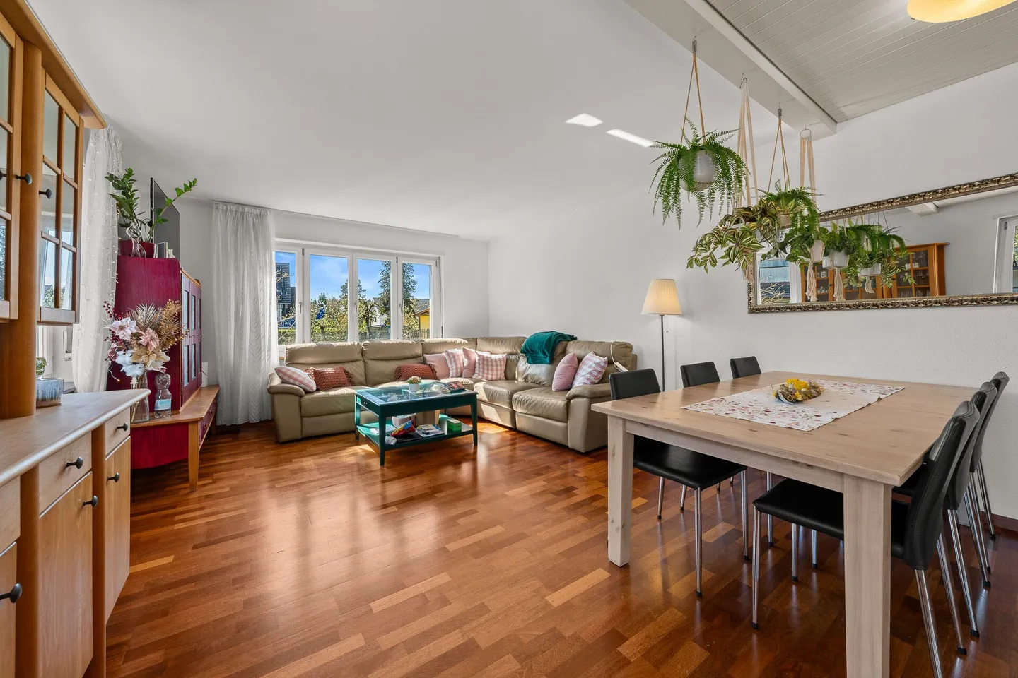 Spacious 4.5-room apartment on two floors with terrace and garden! - Photo 5 of 18