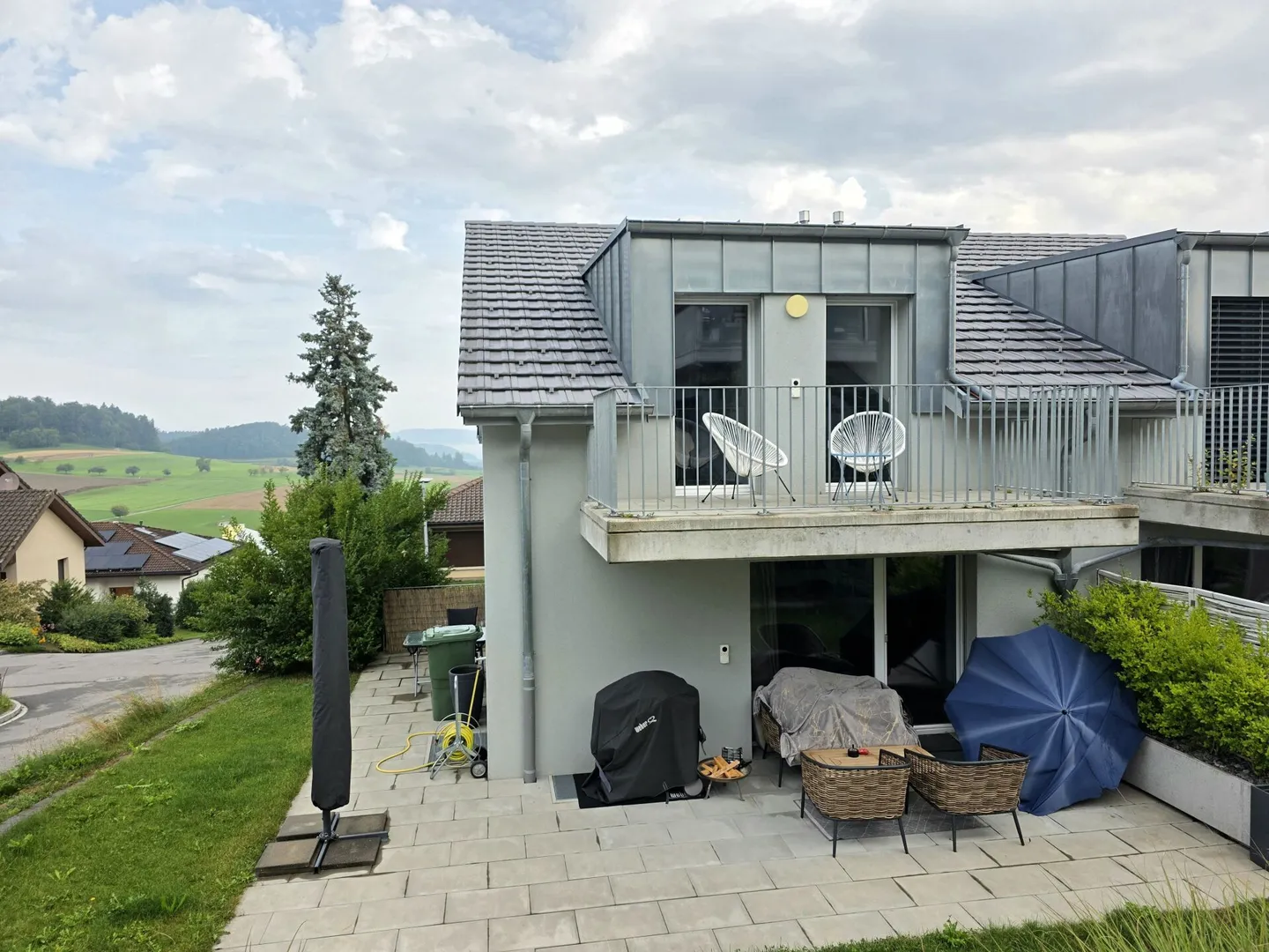 Modern home with a feel-good character and sunny terrace - Photo 3 of 10