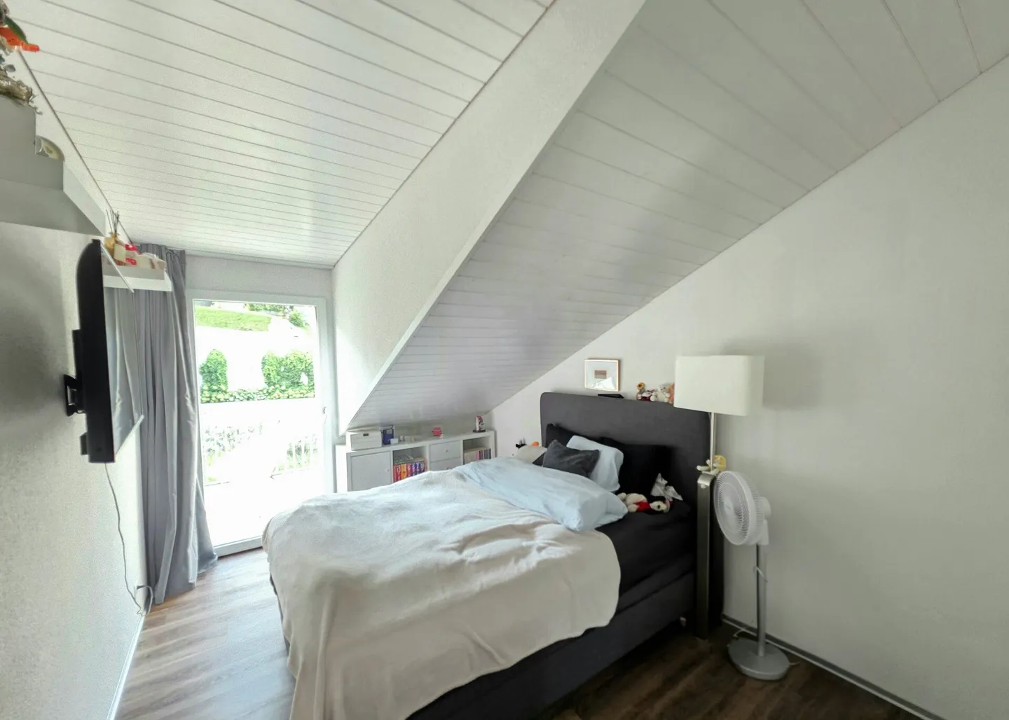 Modern home with a feel-good character and sunny terrace - Photo 8 of 10