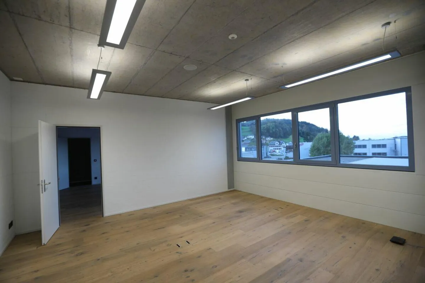 Spazio ufficio recentemente sviluppato - Foto 3 di 8