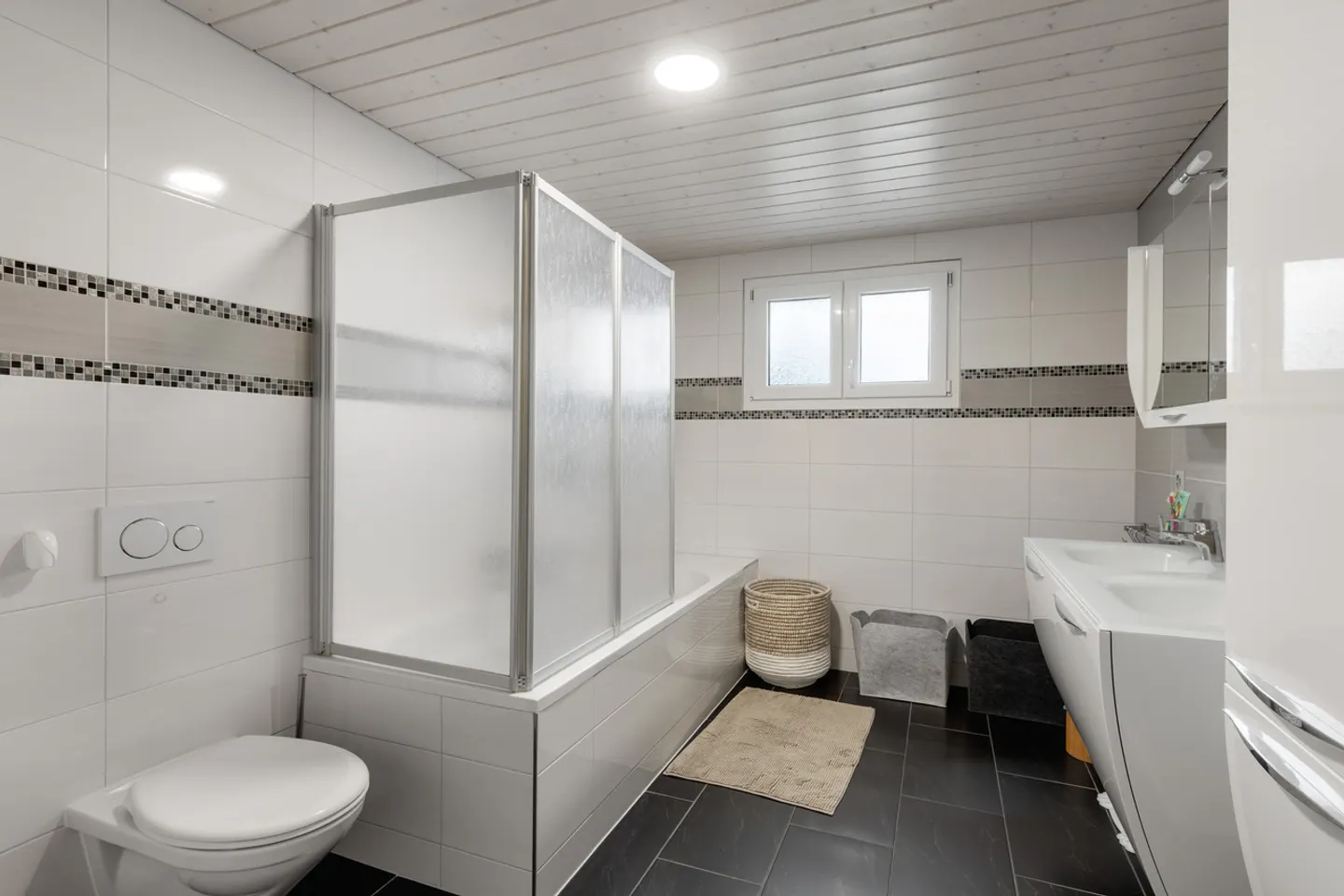 Contemporary Villa with Rental Income - Photo 17 of 31