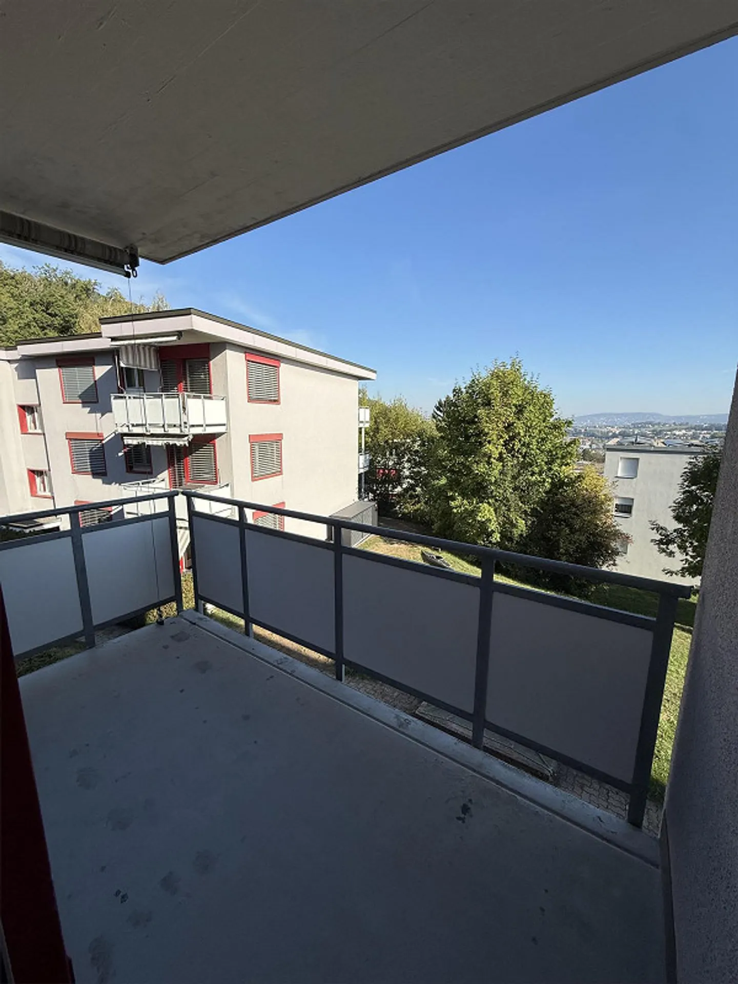 Charmante appartement de 4,5 pièces à louer à Adliswil ! - Photo 11 sur 13