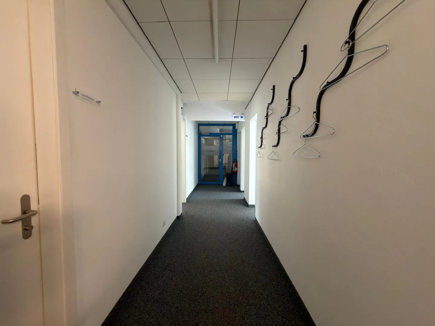 Espace commercial spacieux à Biel - Photo 8 sur 15