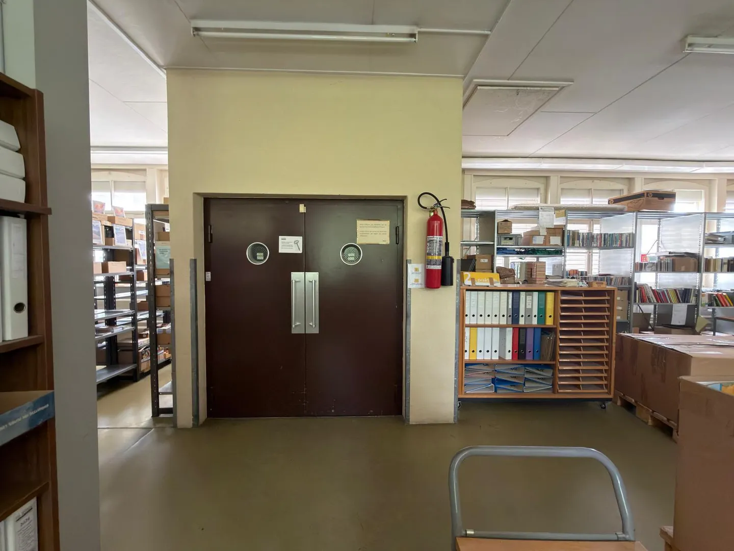 Espace commercial spacieux à Biel - Photo 10 sur 15